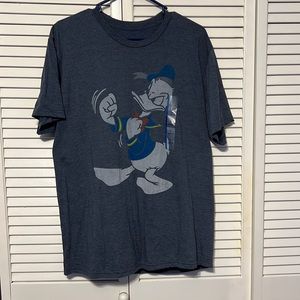 Disney Donald Duck tee shirt Size Large Color Grey